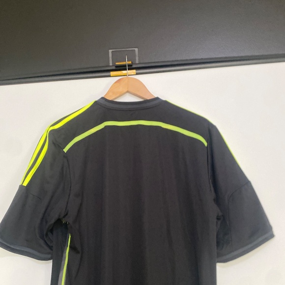 Adidas L Spain Soccer 2013–2015 Away Jersey - Picture 9 of 12